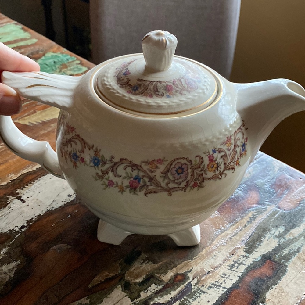 Crown potteries tea pot